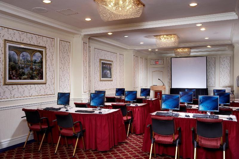 Four Points By Sheraton Toronto Lakeshore المرافق الصورة